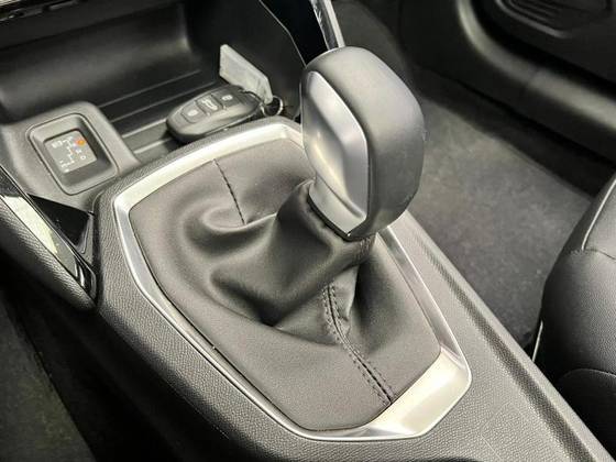 PEUGEOT 208 1.6 16V FLEX ACTIVE AT6